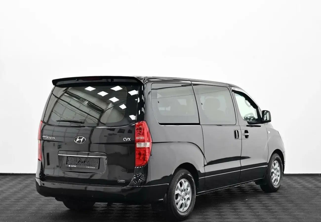 Hyundai Grand Starex
