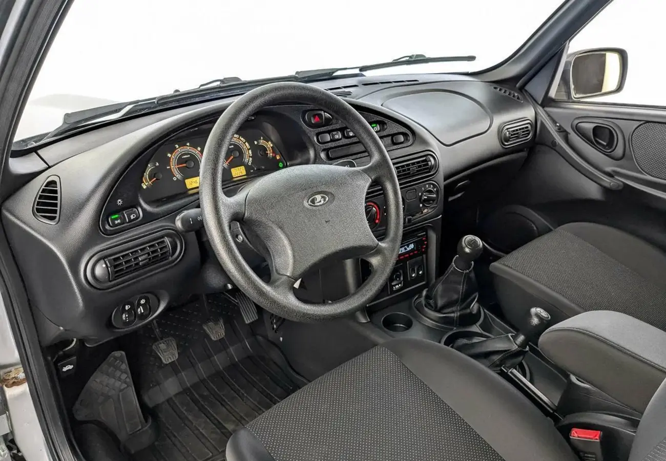 Lada (ВАЗ) Niva Travel