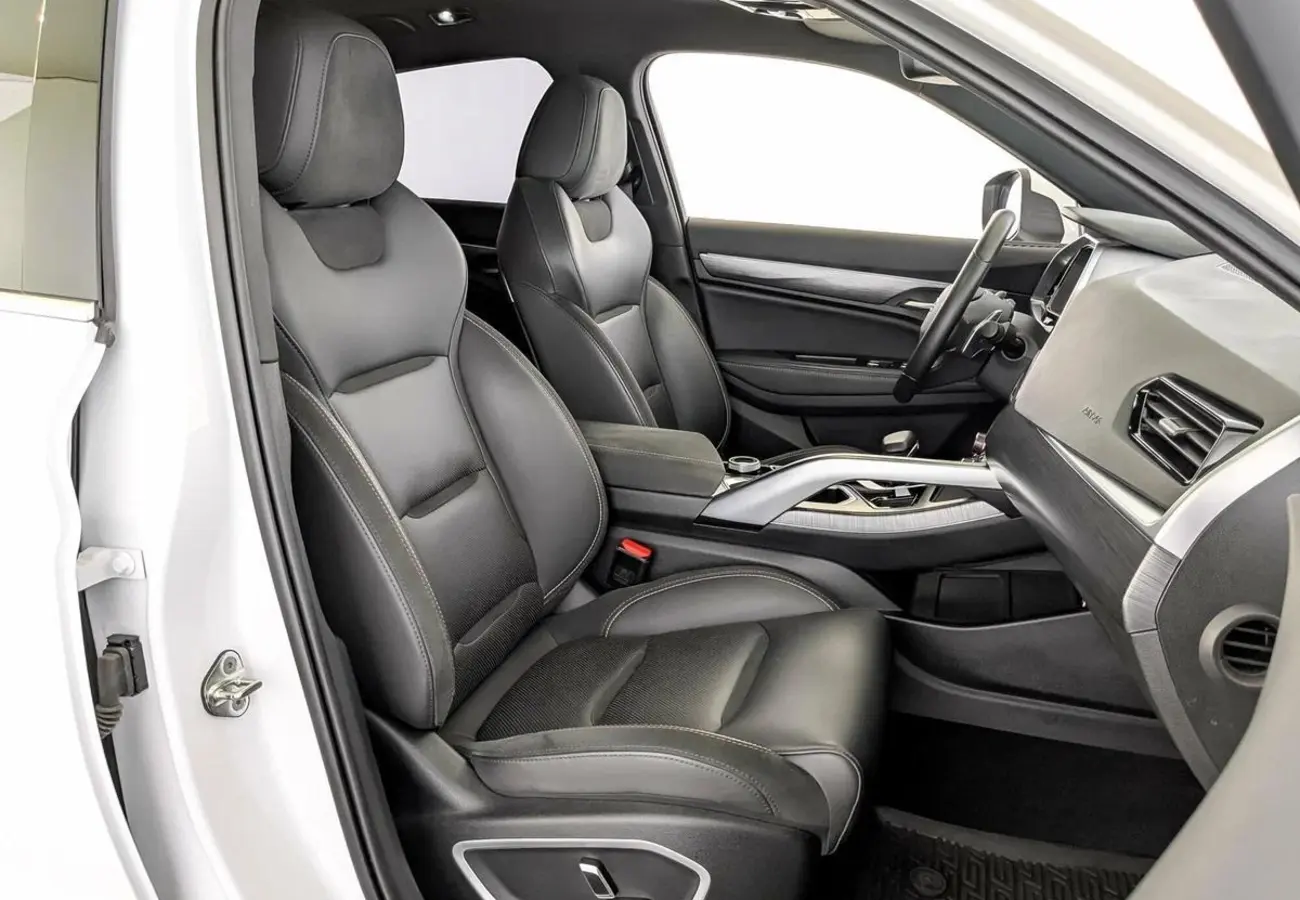 Geely Tugella