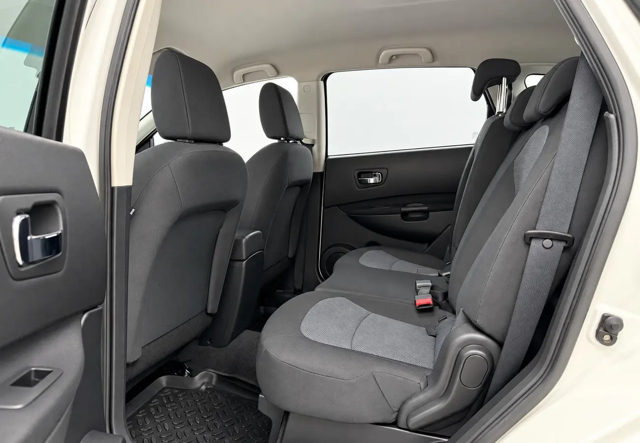 Nissan Qashqai+2