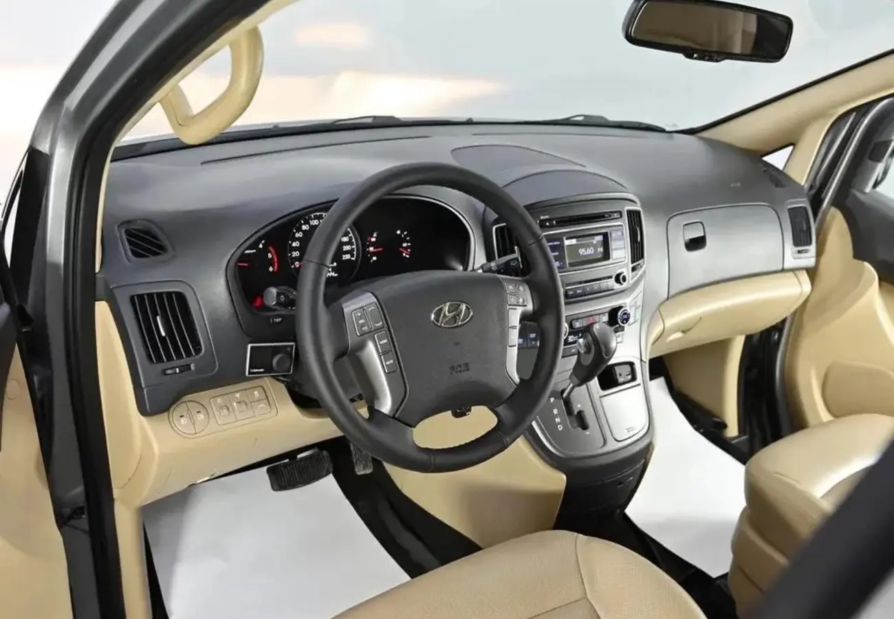 Hyundai H-1