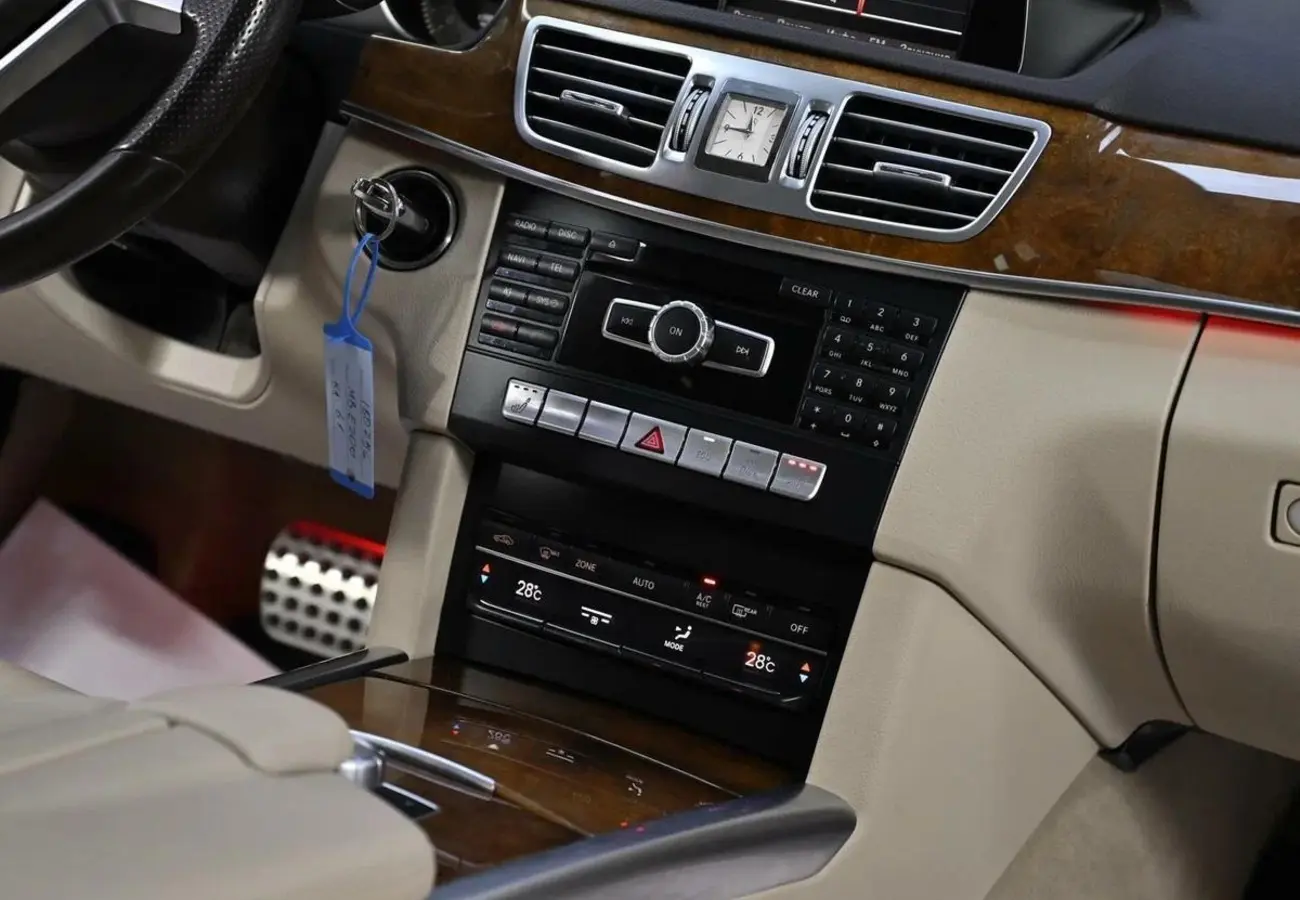 Mercedes-Benz E-Класс