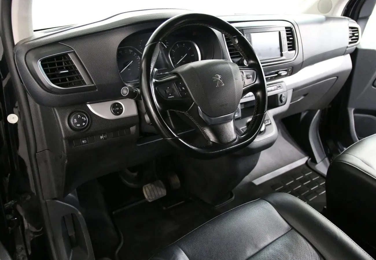 Peugeot Traveller