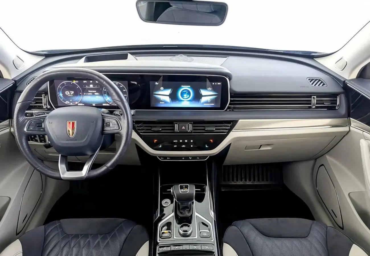 Hongqi HS5