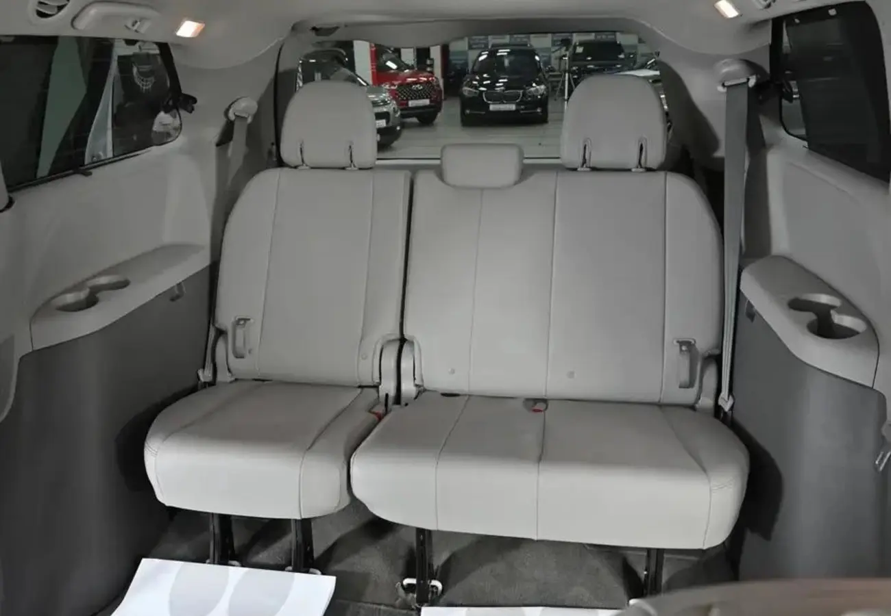 Toyota Sienna
