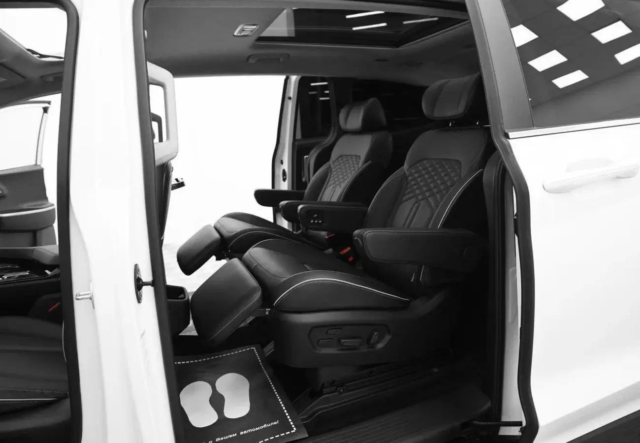 Hyundai Custo
