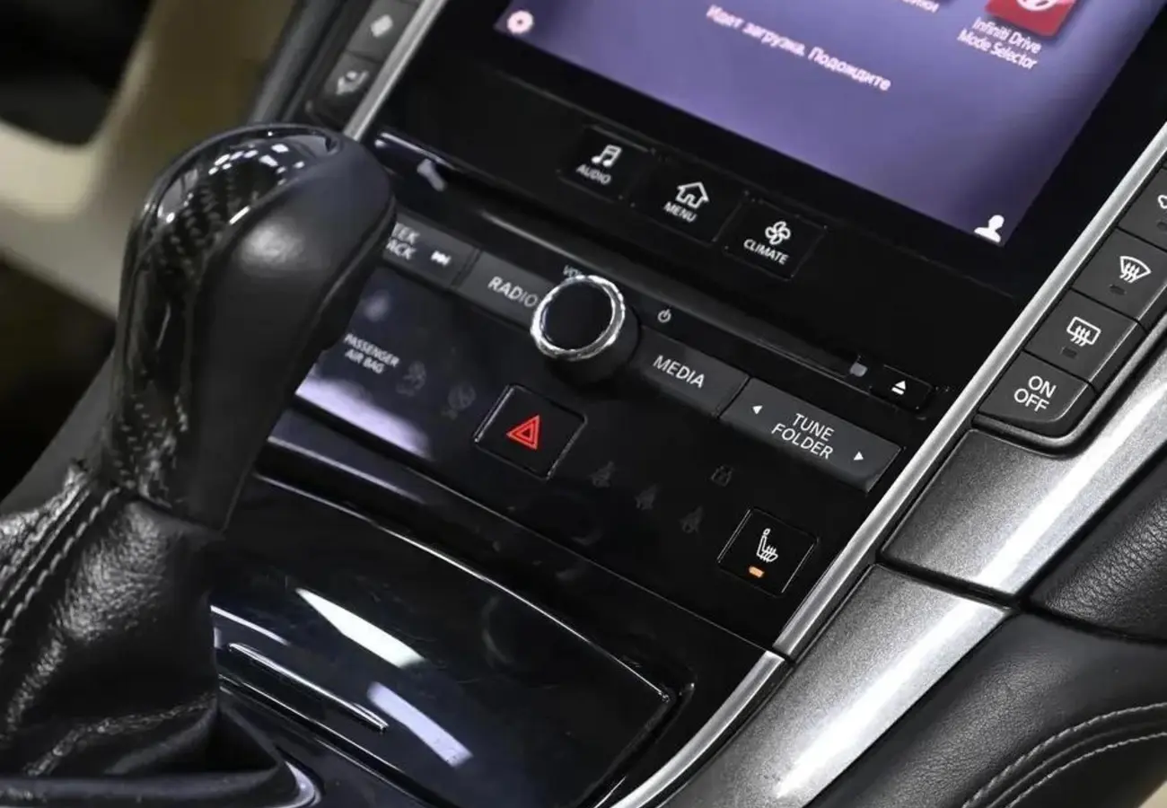 Infiniti Q50
