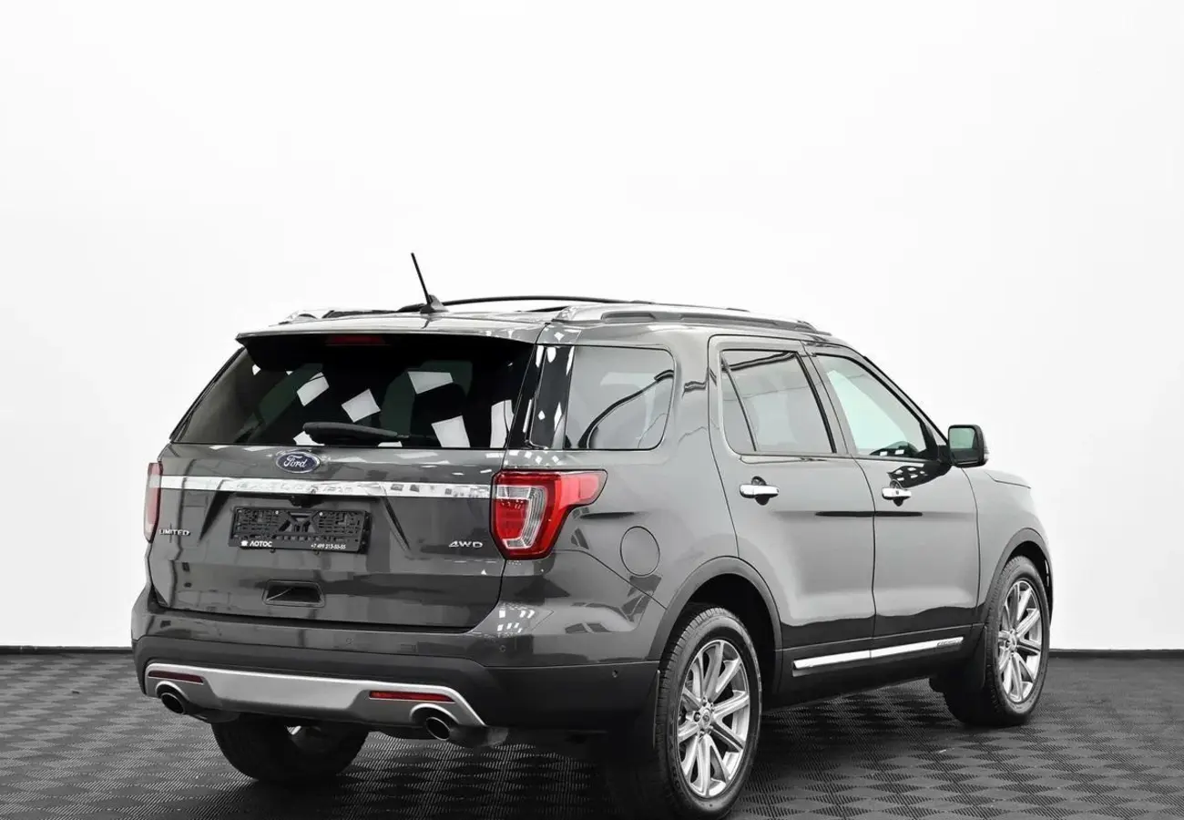 Ford Explorer