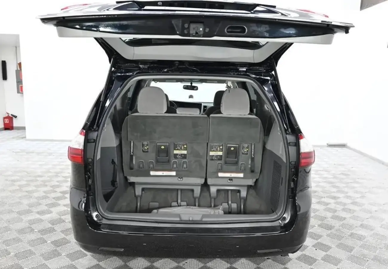 Toyota Sienna
