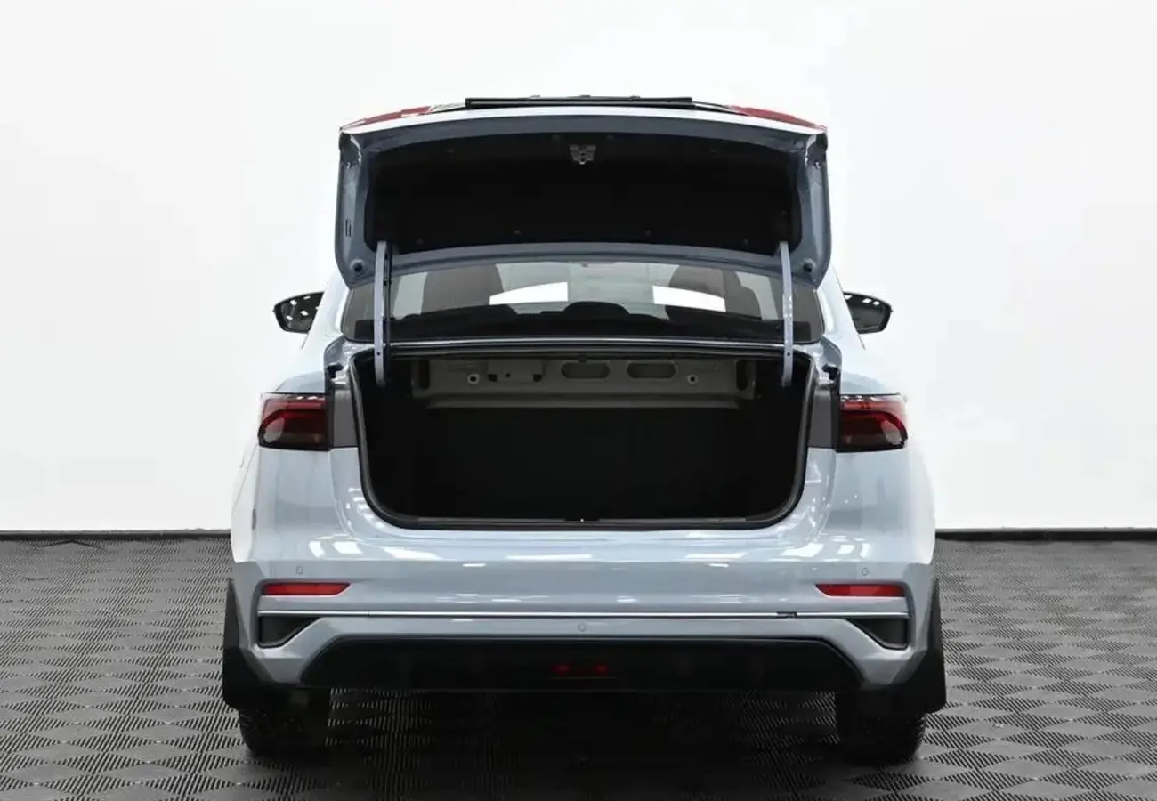 Geely Emgrand EC7