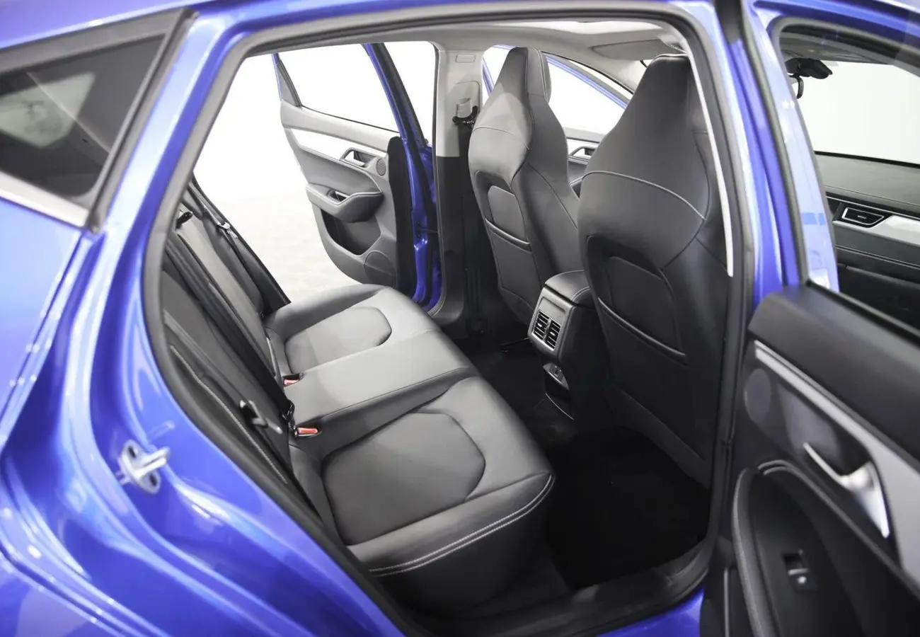 JAC J7
