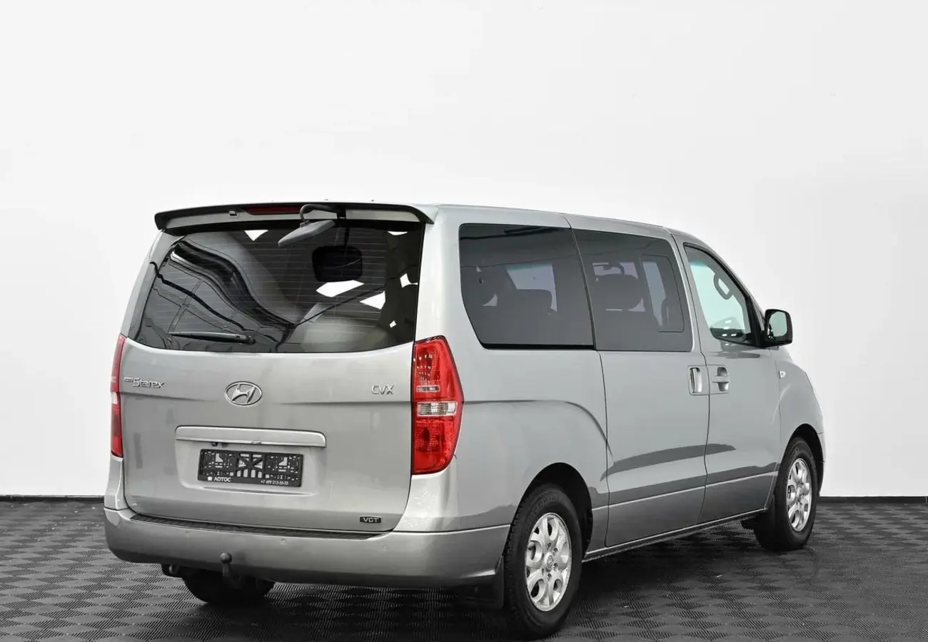 Hyundai Grand Starex