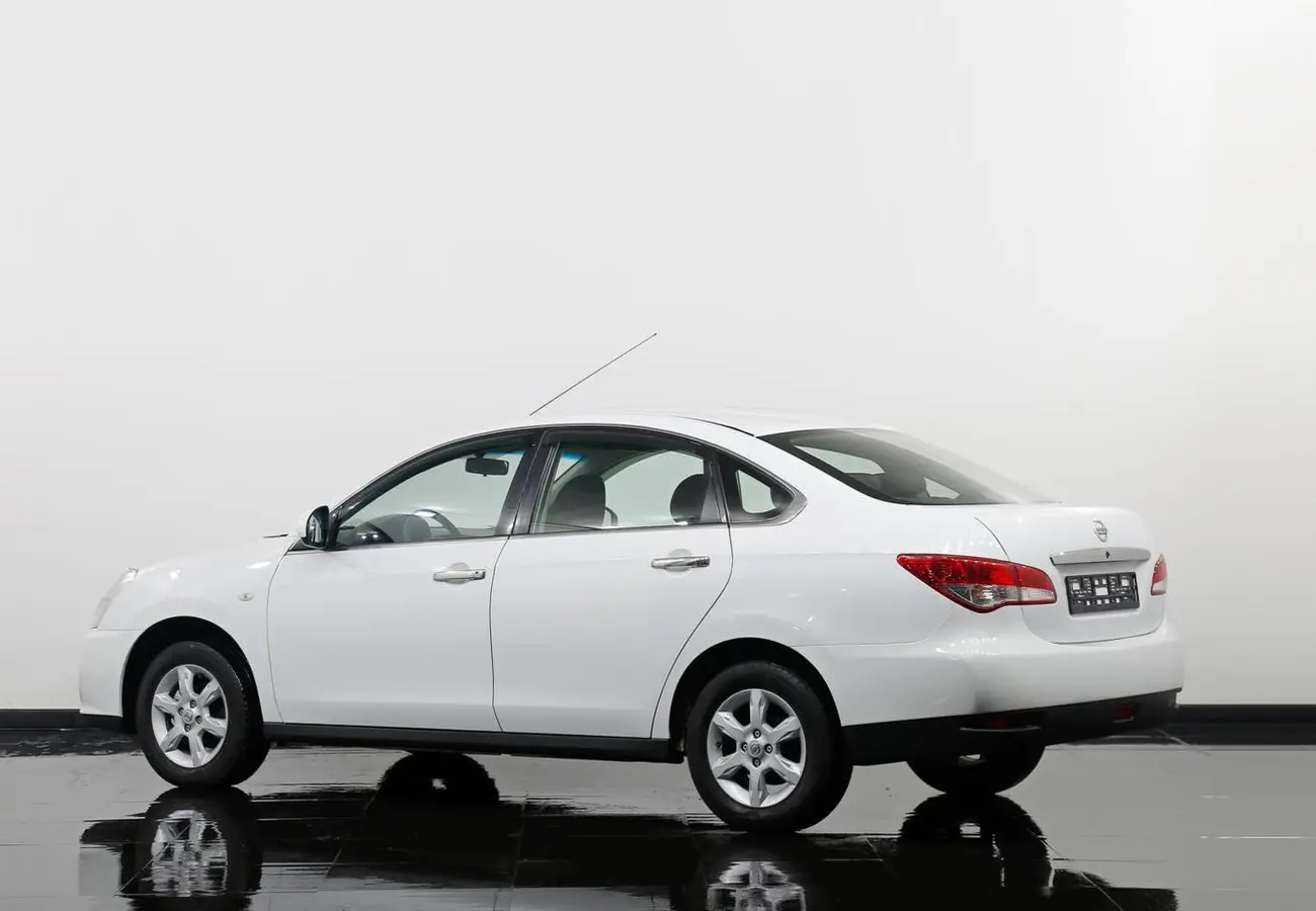 Nissan Almera
