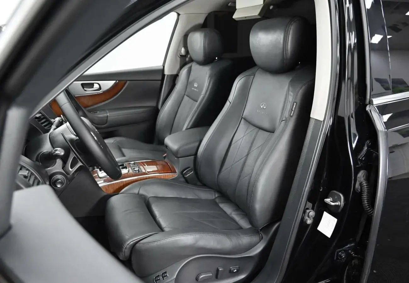 Infiniti FX