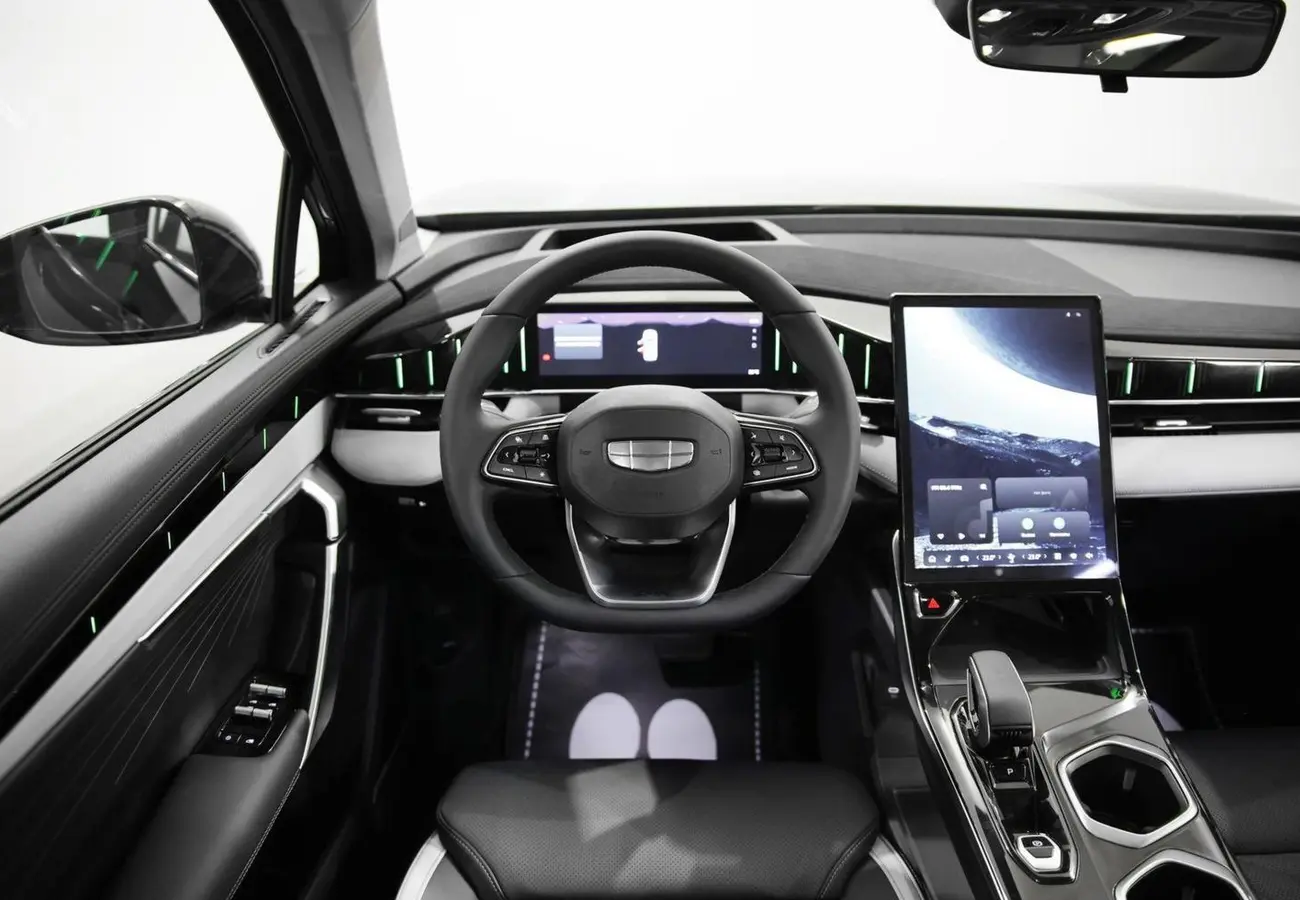 Geely Atlas