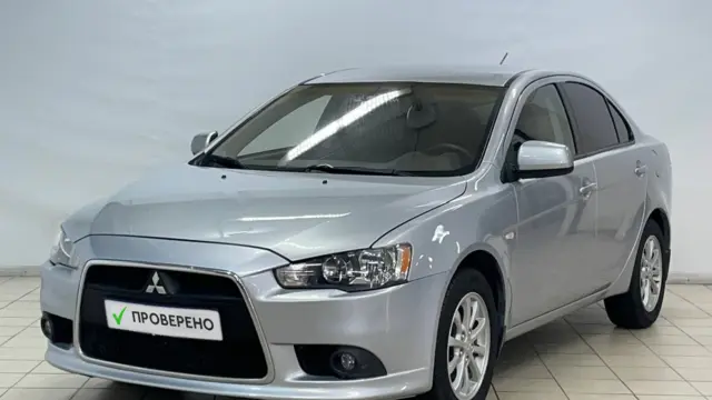 Mitsubishi Lancer