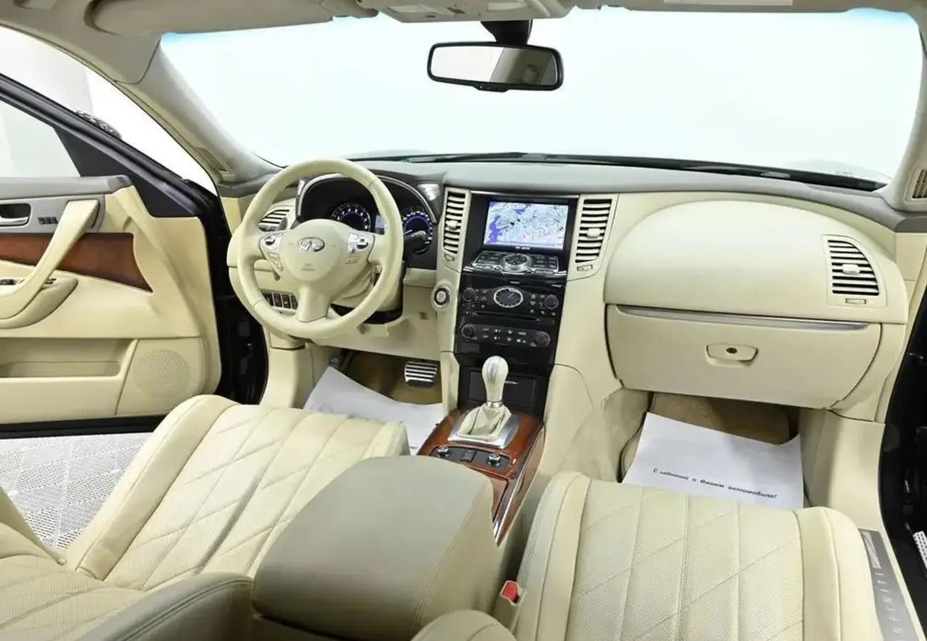 Infiniti FX