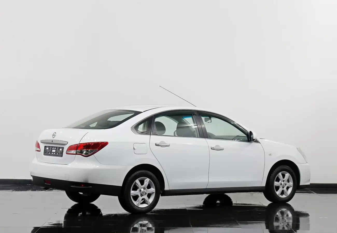 Nissan Almera