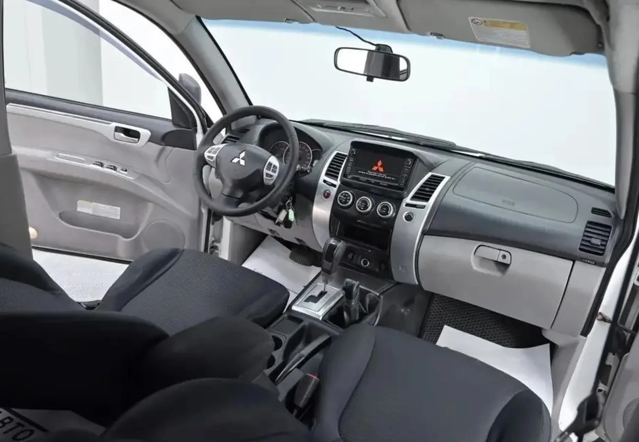 Mitsubishi Pajero Sport