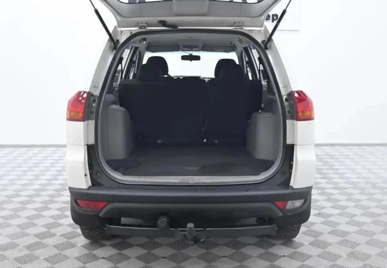 Mitsubishi Pajero Sport