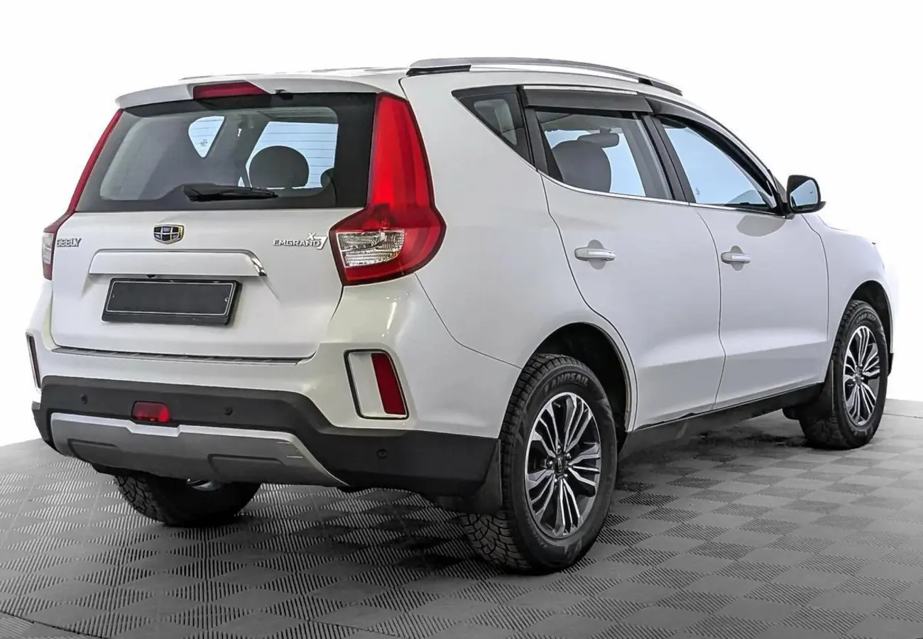Geely Emgrand X7