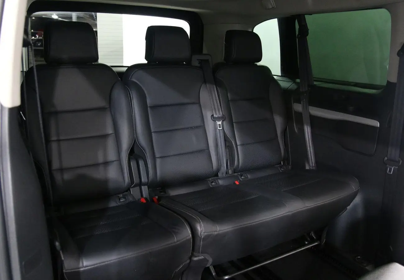 Peugeot Traveller