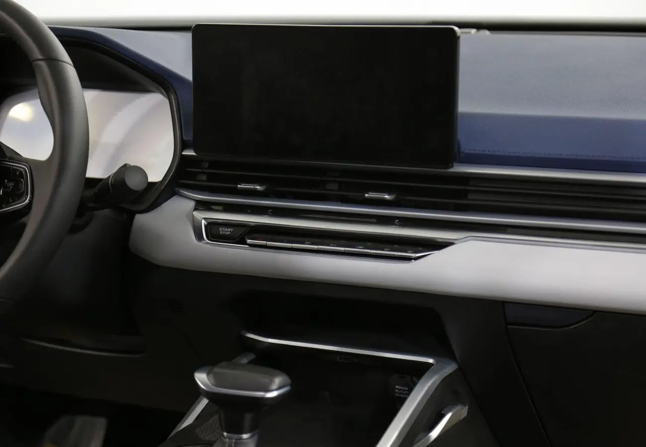 Geely Emgrand EC7