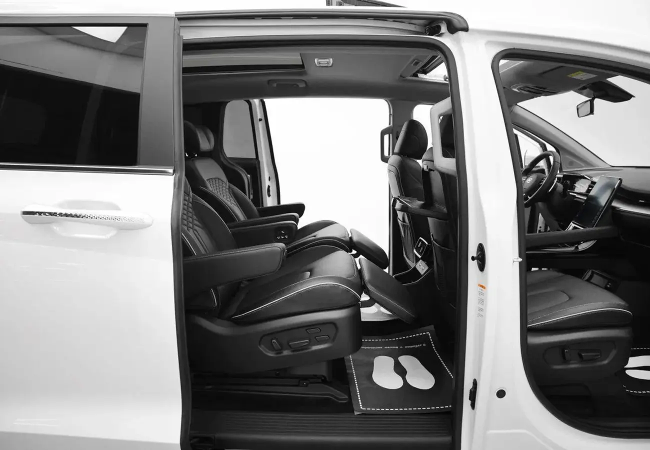 Hyundai Custo