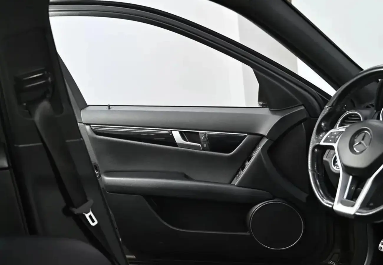 Mercedes-Benz C-Класс