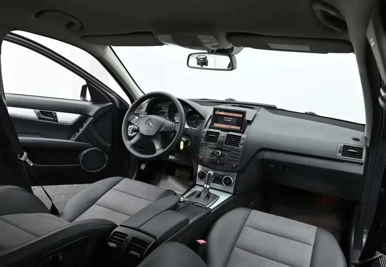 Mercedes-Benz C-Класс