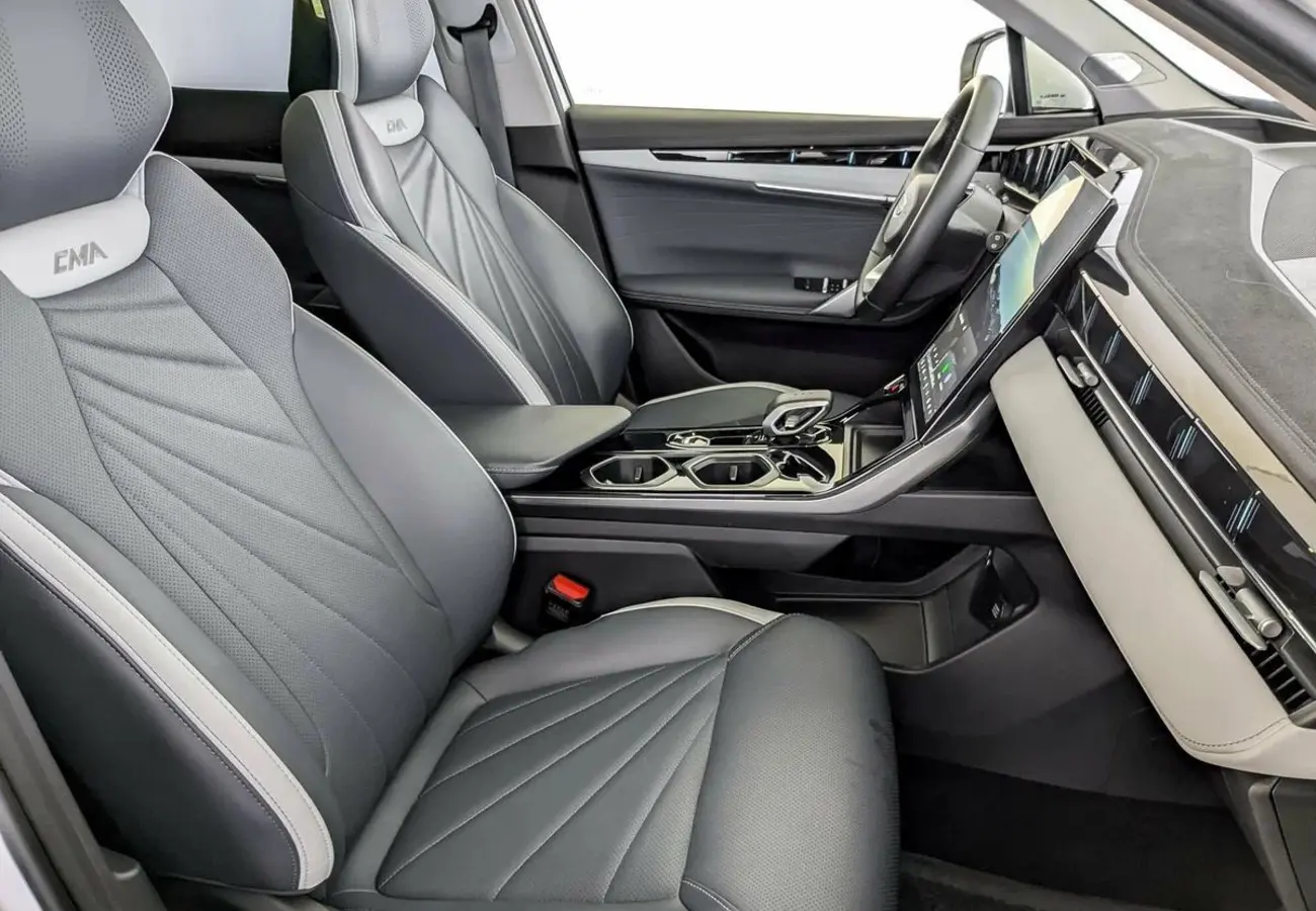 Geely Atlas