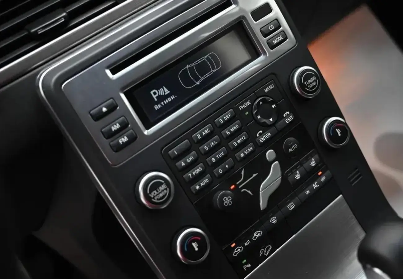 Volvo XC70