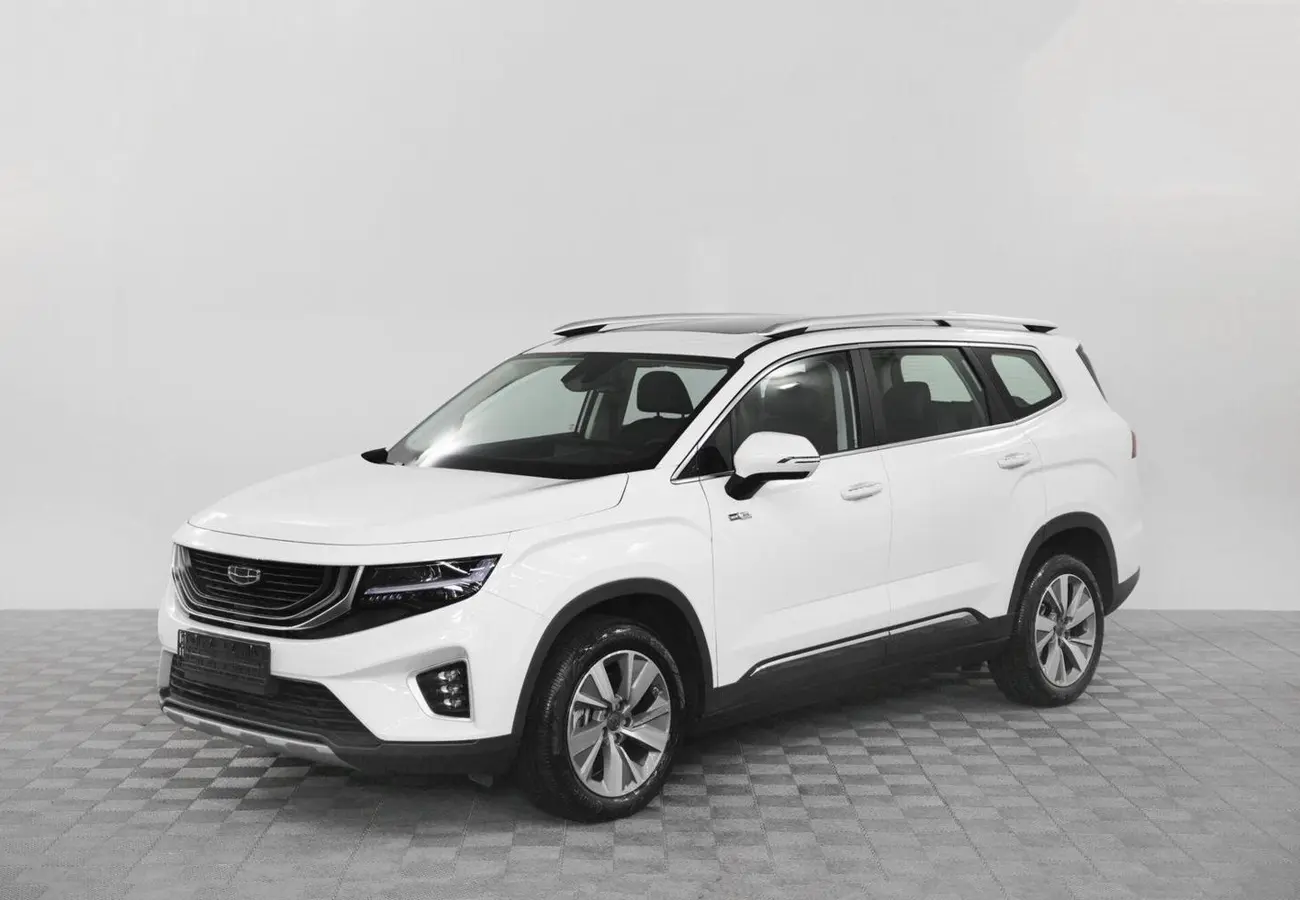 Geely Okavango