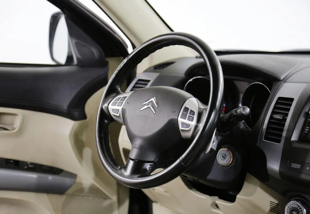 Citroen C-Crosser