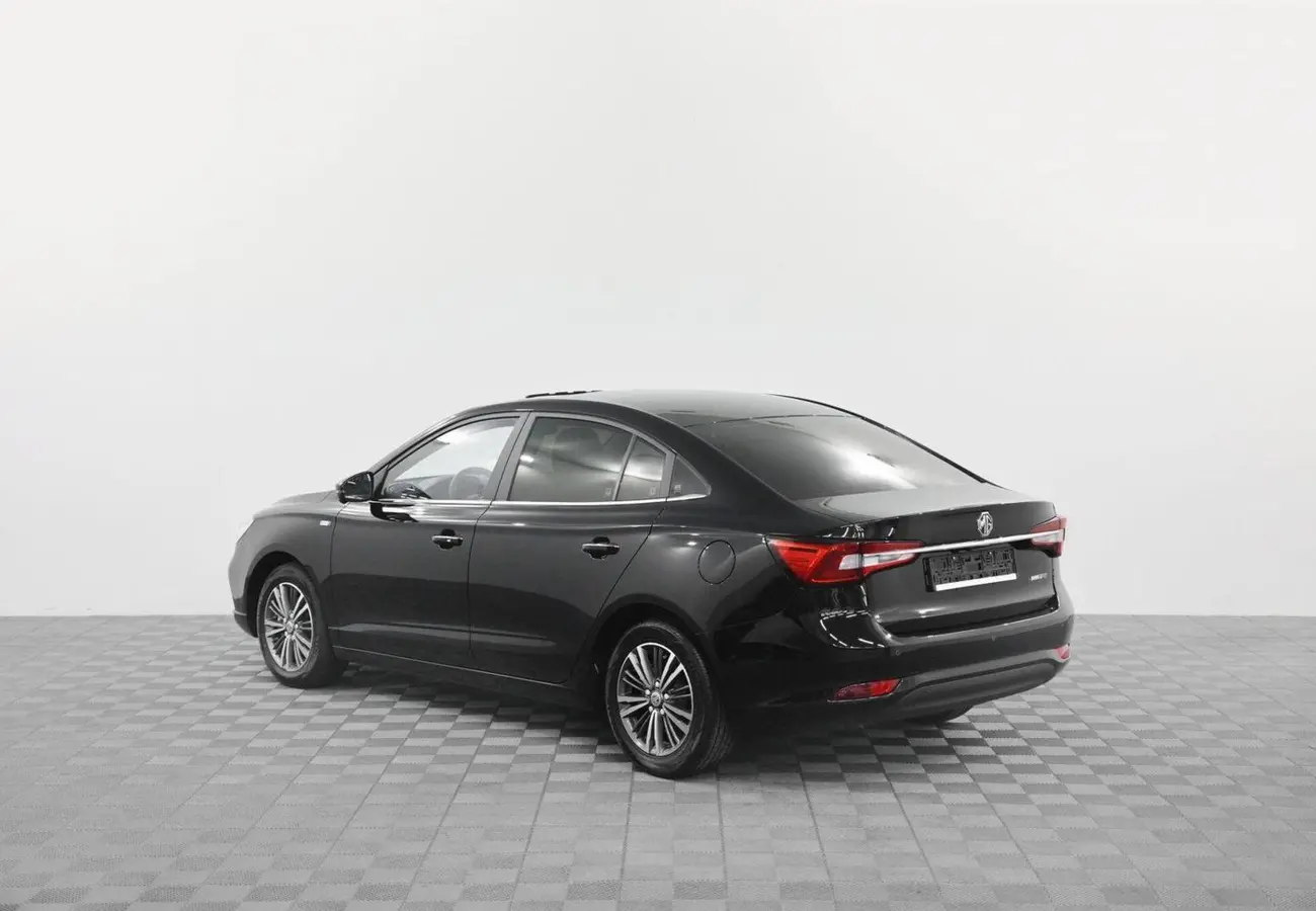 MG 5