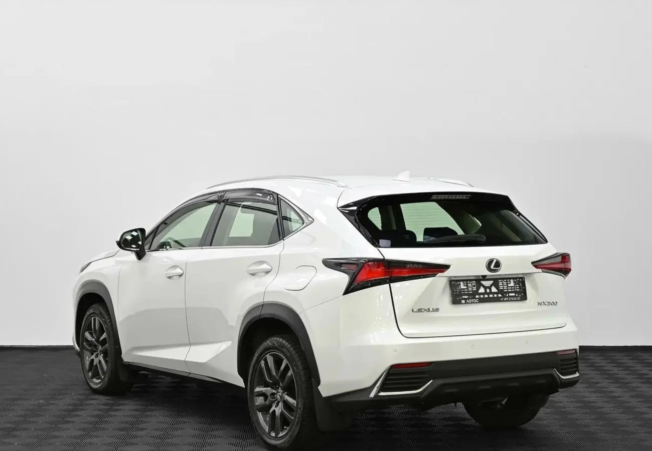 Lexus NX