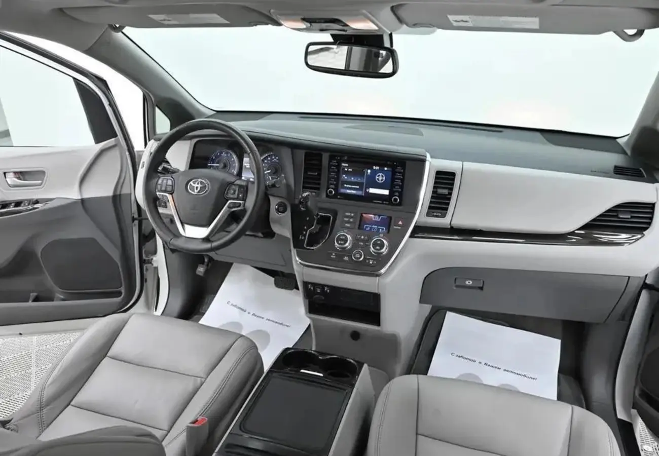 Toyota Sienna