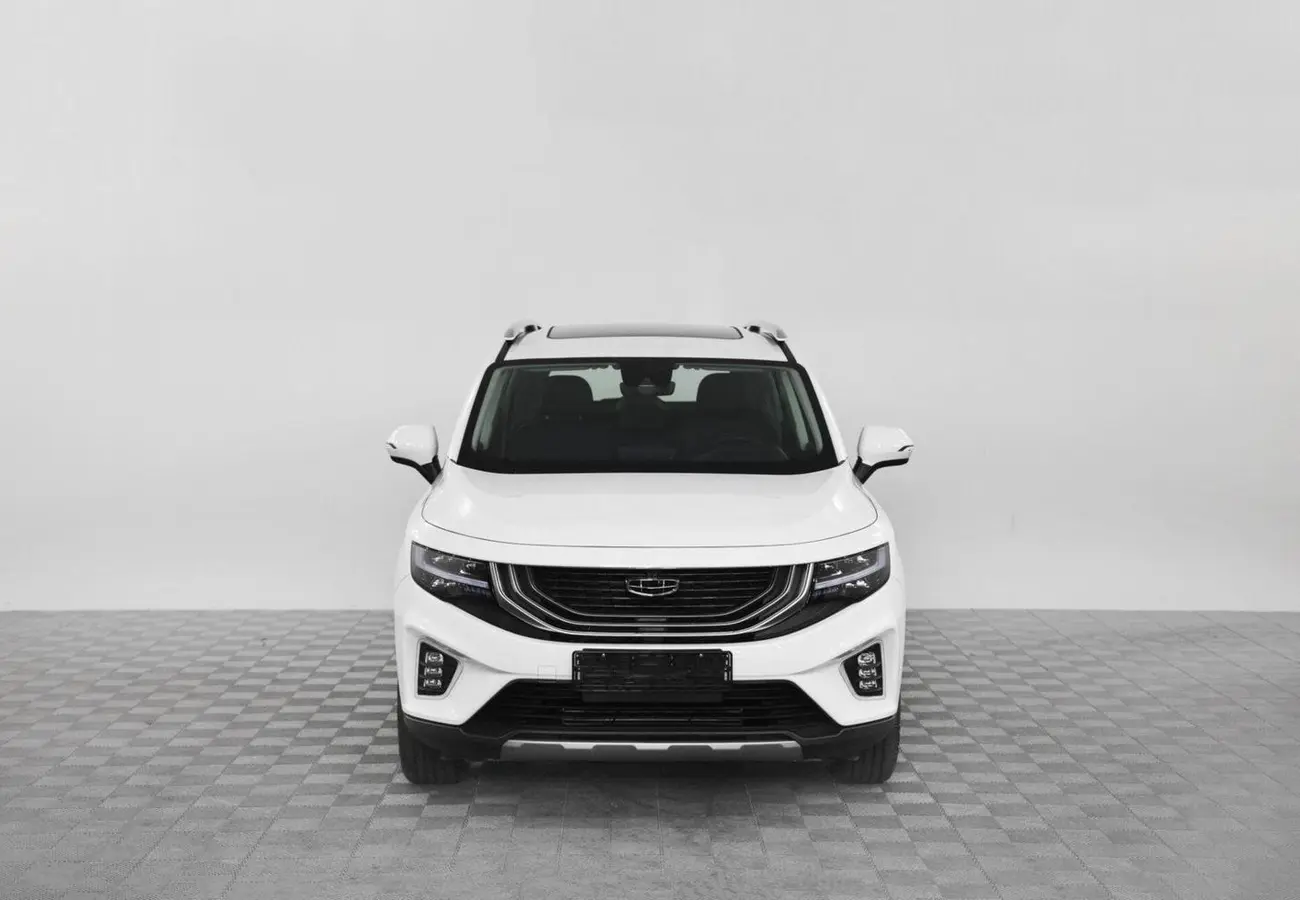 Geely Okavango