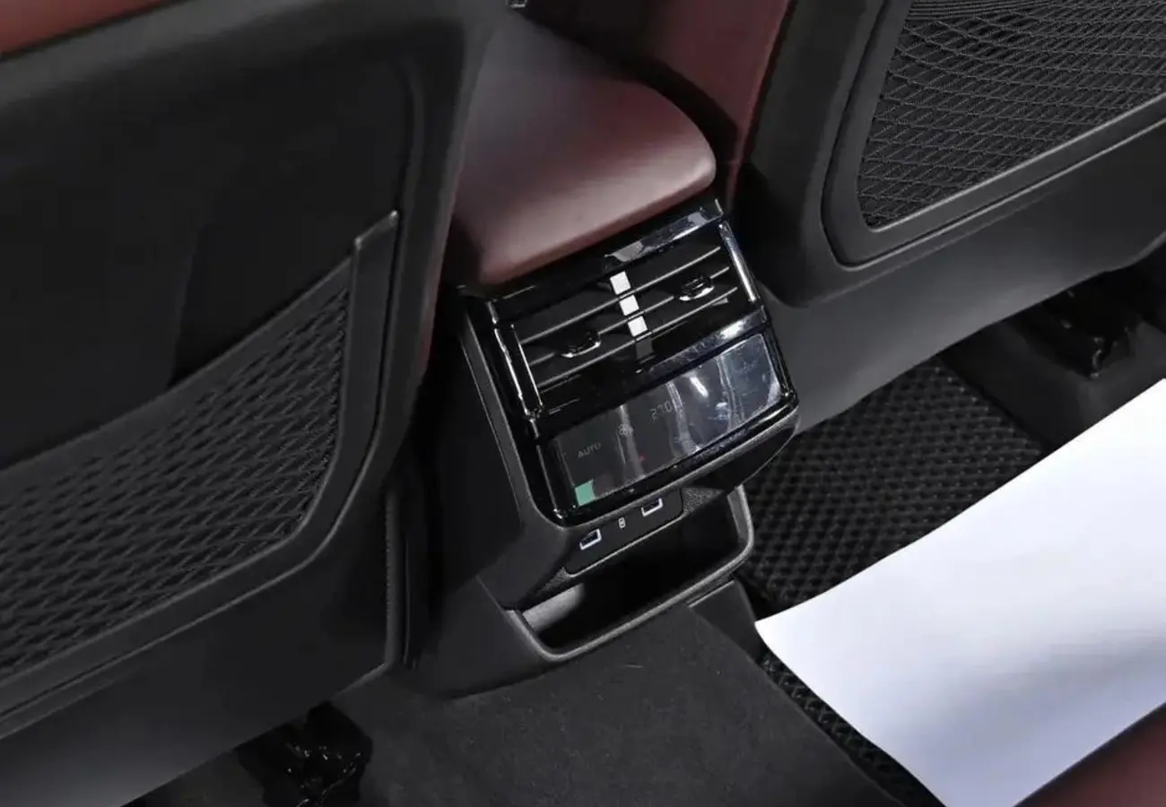 Geely Monjaro
