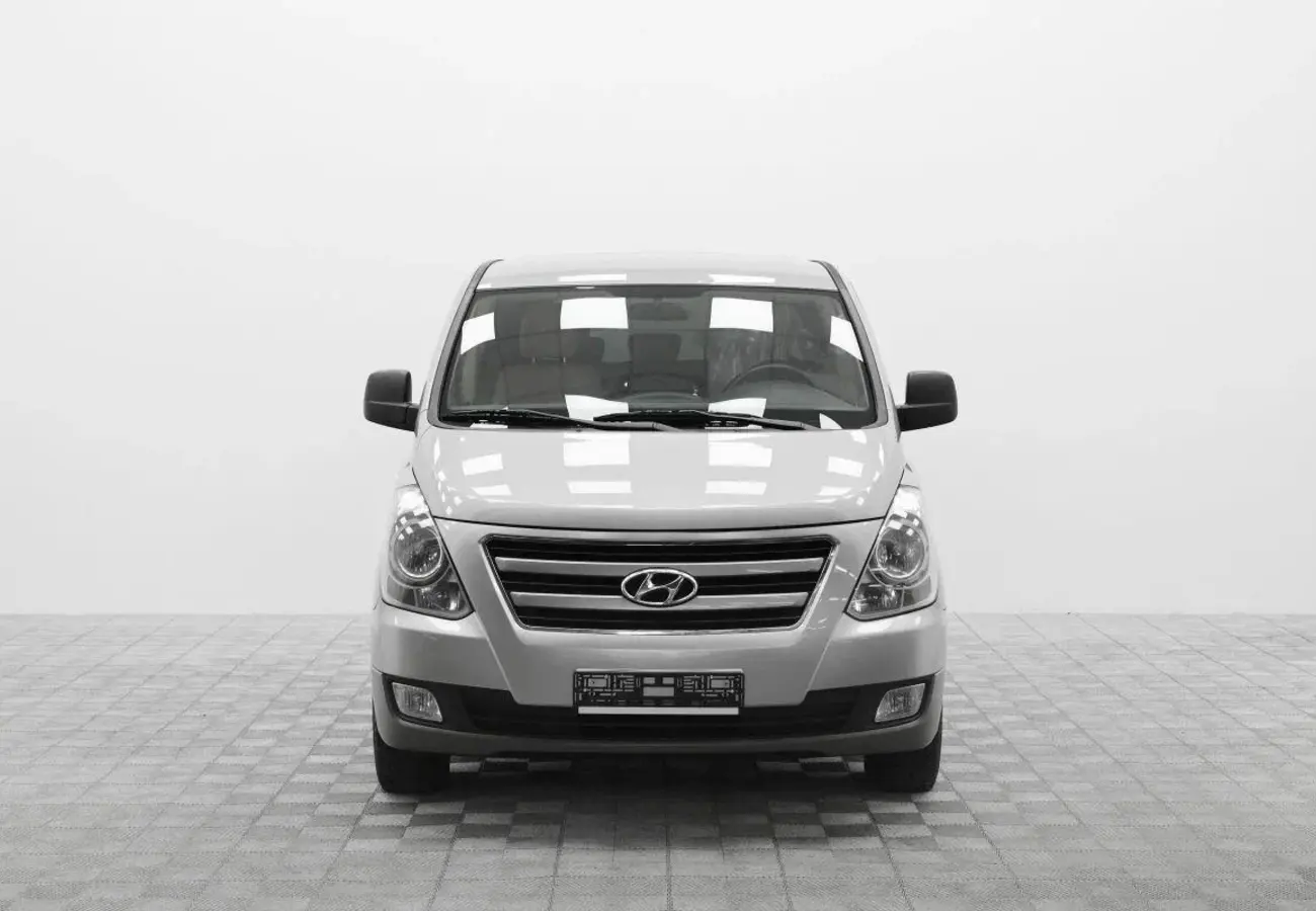 Hyundai H-1