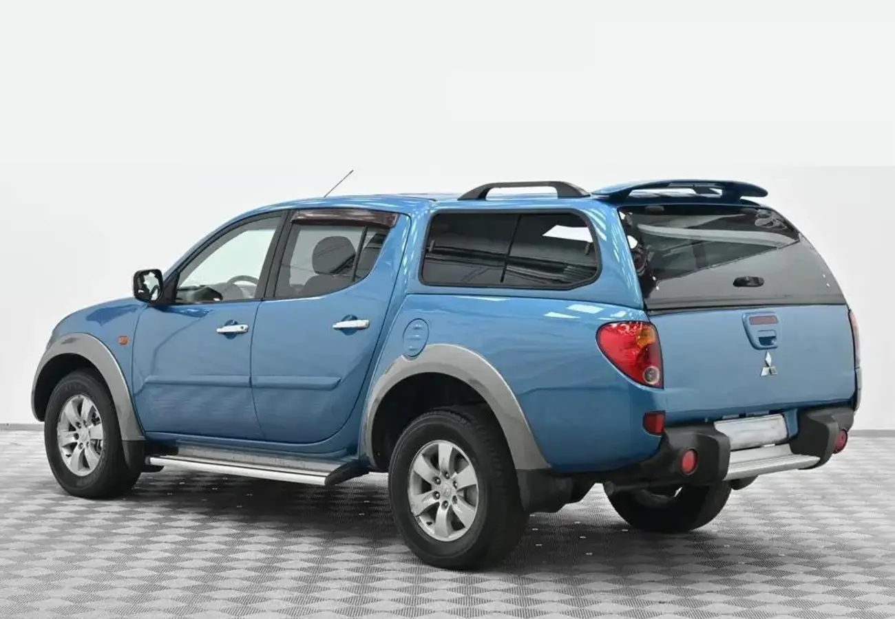Mitsubishi L200