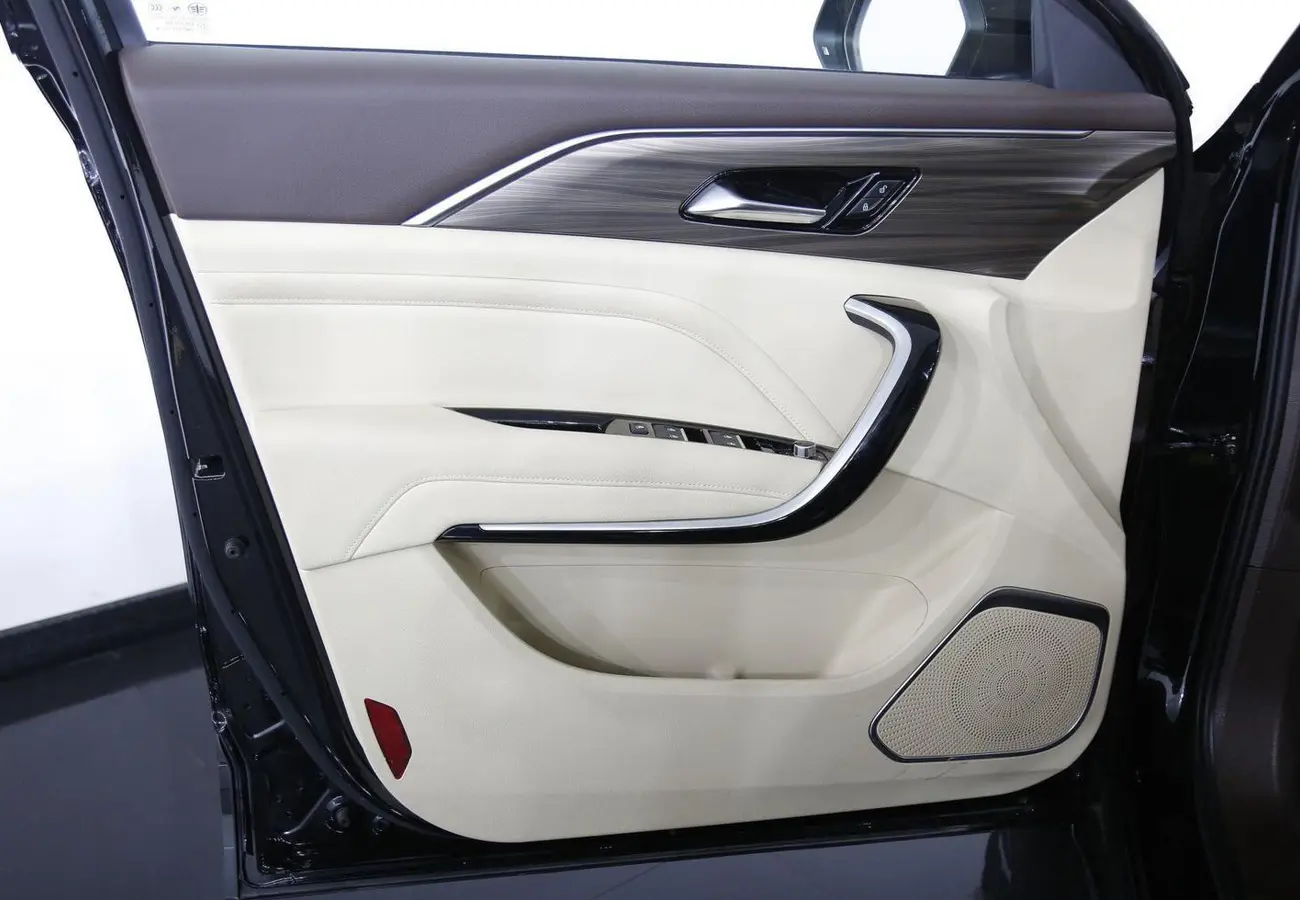 FAW Bestune T77